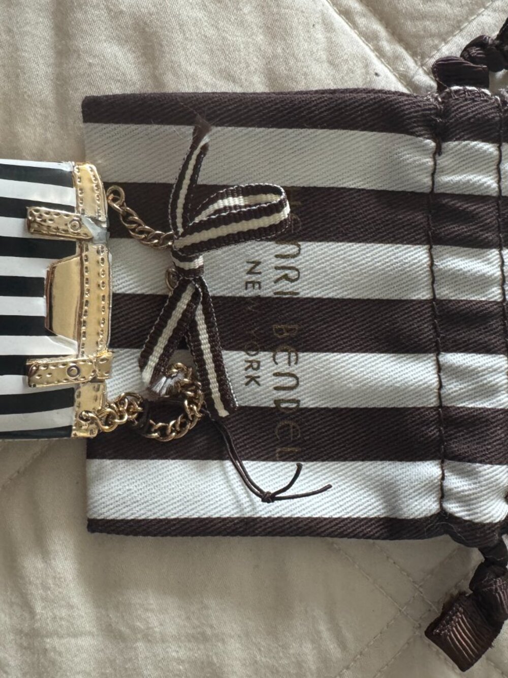 Henri Bendel Gold Chain Centenial Striped Bag Ornament NWOT - Picture 3 of 3